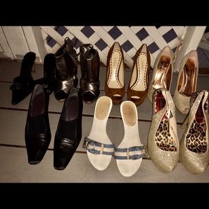 SOLD in another platform. Shoes and more shoes!